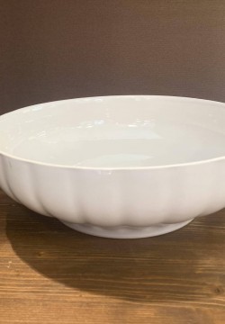 VASSOI SERVIZIO IN PORCELLANA insalatiera rigata