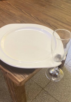 PIATTI piatto aperitivo con foro